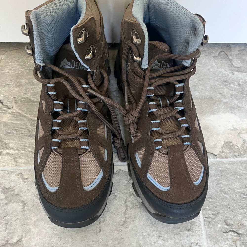 Women’s hiking boot